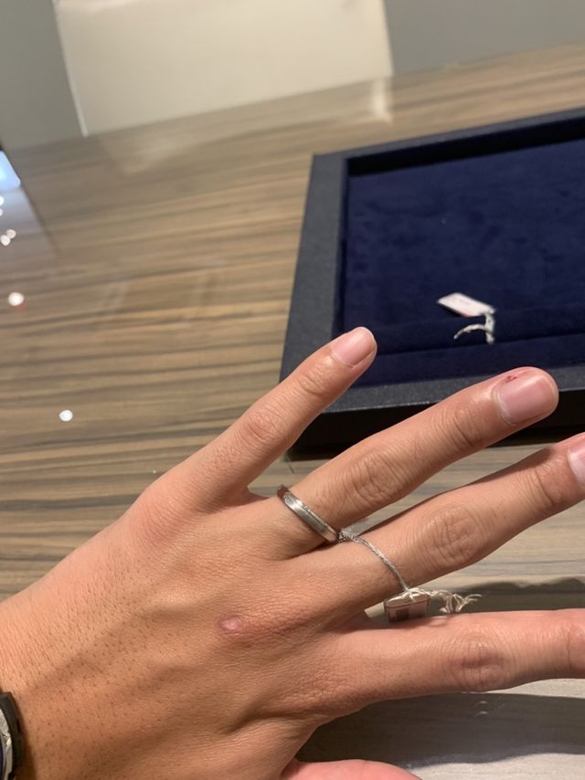 結婚指輪試着