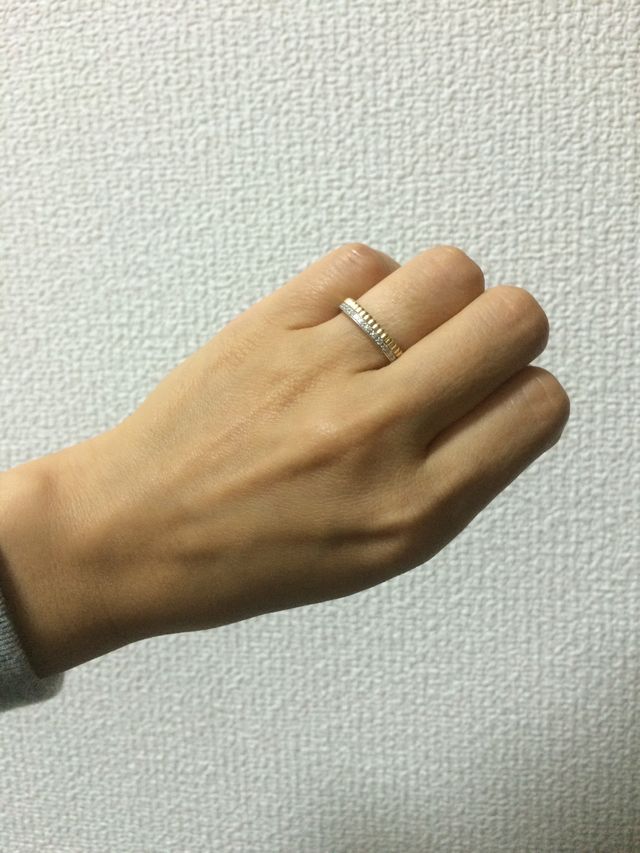 キラキラ華奢だけど存在感のあるリング