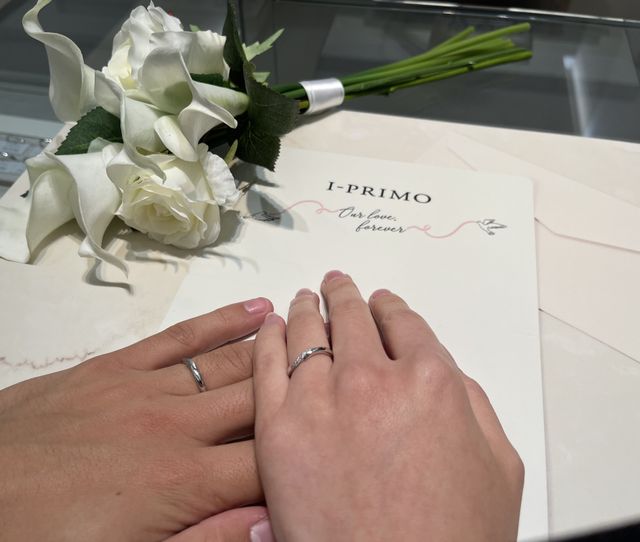 初めて着用した時の写真。撮影が難しかったですが可愛いです。