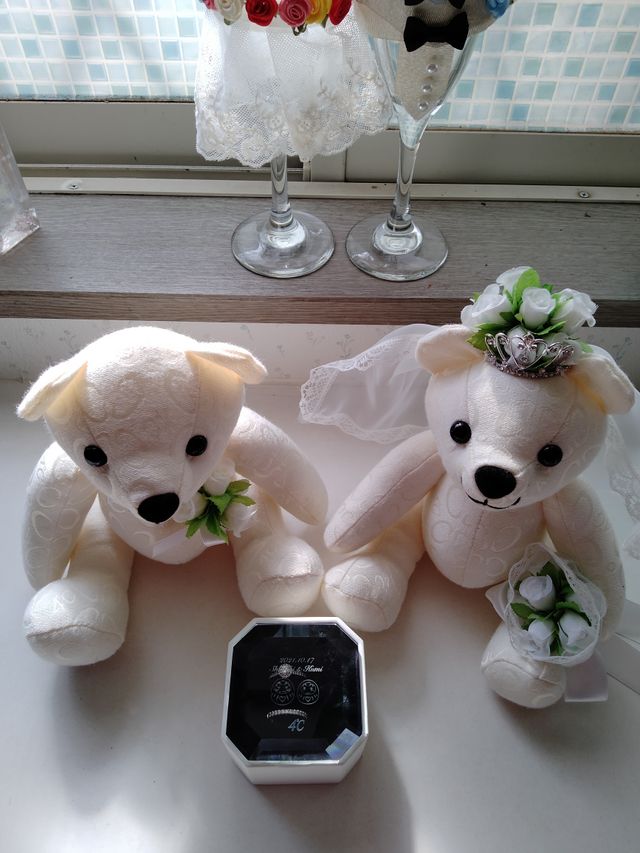 婚約指輪と結婚指輪
4℃の熊と共に