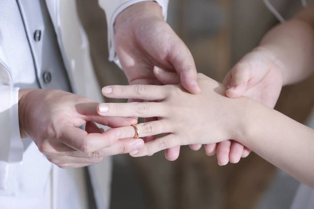 ピンクゴールドは色味がかわいいと周りの評判が良いです。