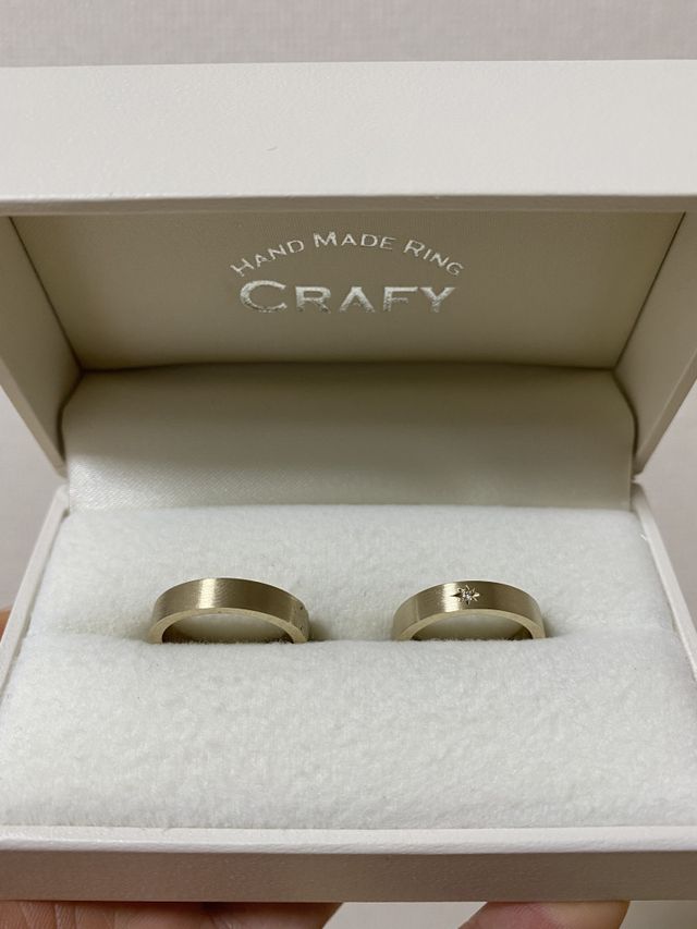 自分達で考えたデザインにし、描いたイラストの刻印をしました。