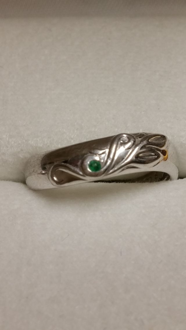 結婚記念日の月の誕生石入り