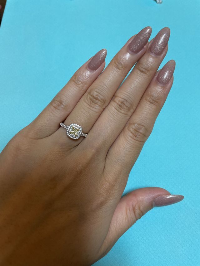 イエローダイヤのパヴェデザイン