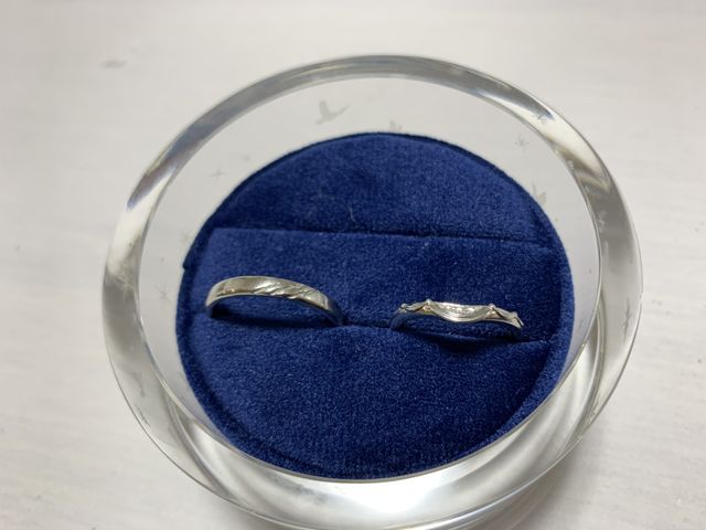 美女と野獣モチーフのデザインです。女性用はオーダーメイドです