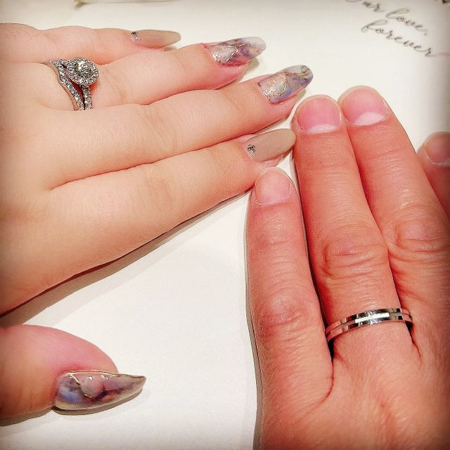 結婚指輪と婚約指輪ともにアイプリモさんのです！！