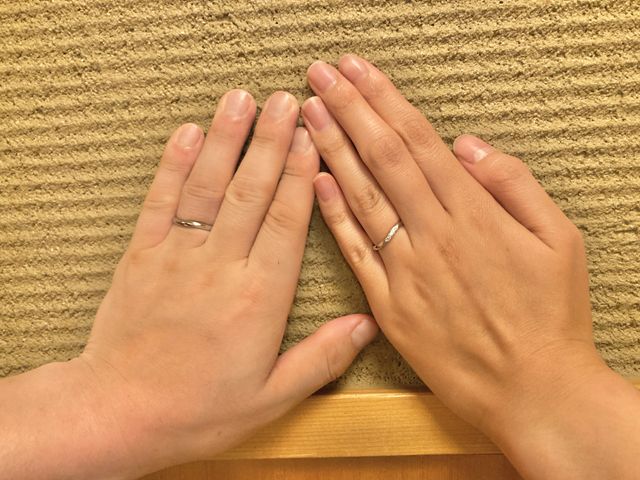 普段のリングのサイズより2サイズほど小さかったかと思います。