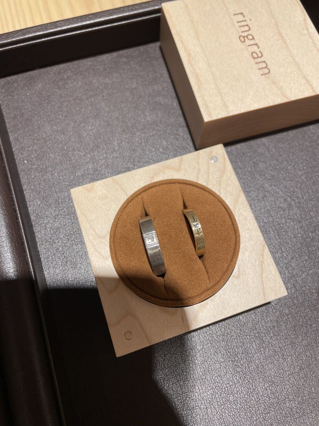 フルオーダーでシンプルだけどかっこいいデザイン