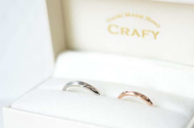 完成した指輪を写真に撮ってデータ送って貰いました。