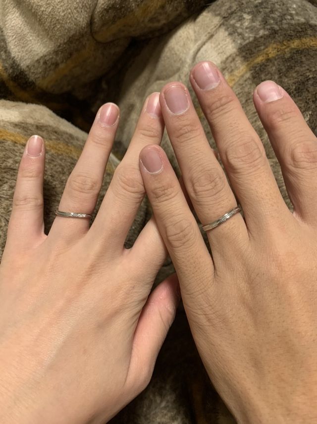 二人でつけてる写真