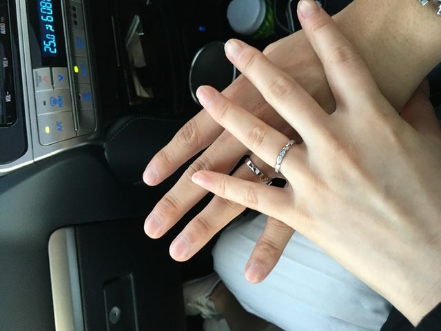 彼と一目惚れした指輪。指輪の由来も素敵でお気に入りです
