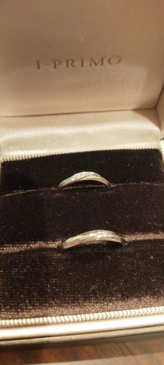 ペアリング用のケースに入れていただきました