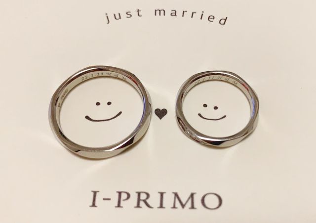 ストレートだけどウェーブのデザイン反射してキラキラして見える