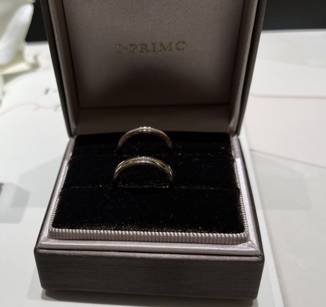 2人全く同じものを購入しました。