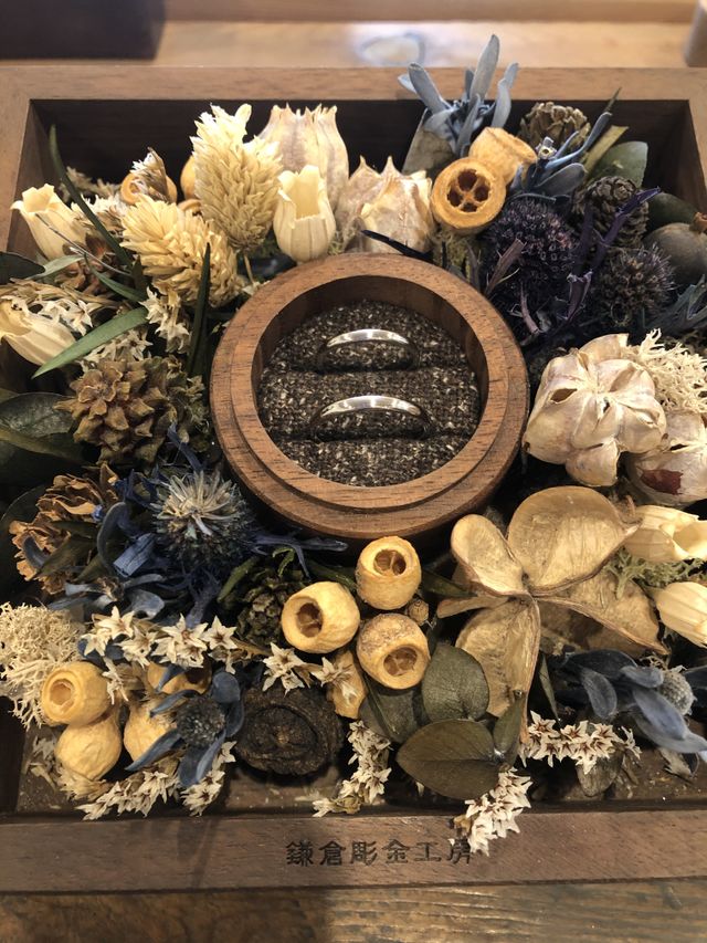 完成品の撮影用のドライフラワーも素敵でした。