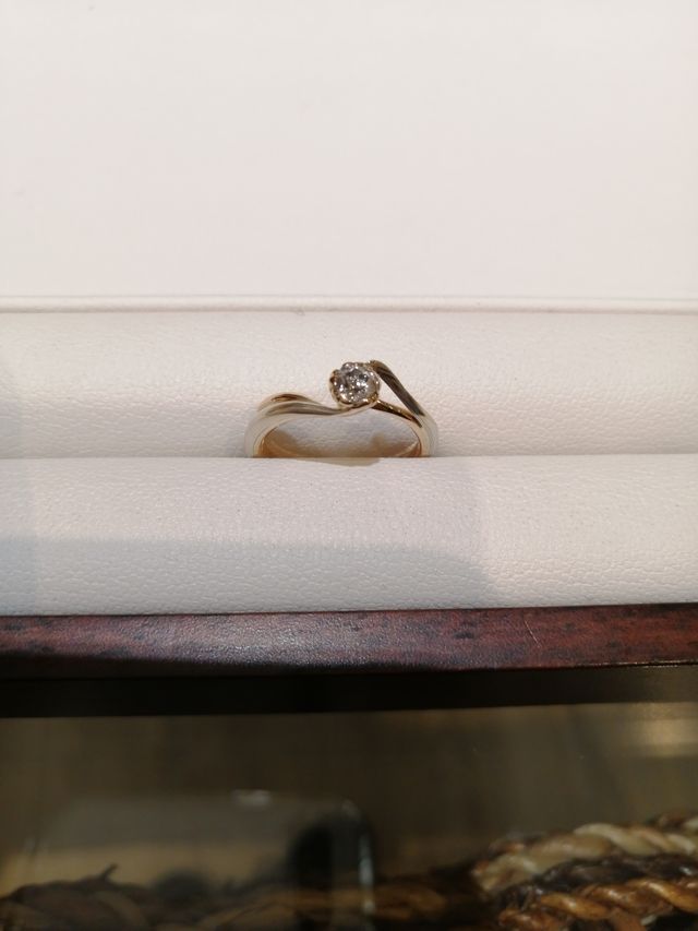 桜カットのダイヤが素敵です