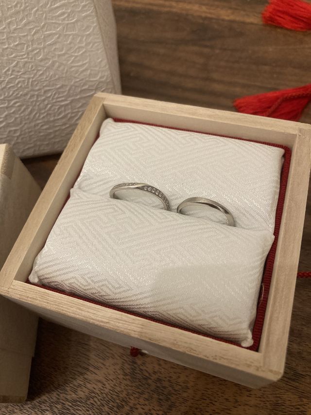 和婚に合いそうなリングピローに一目惚れです