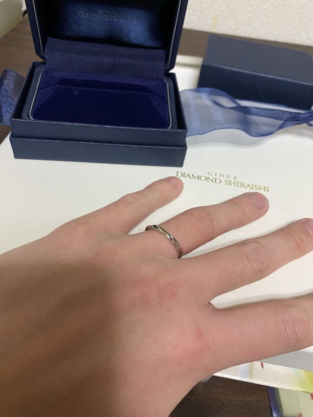 ブーケの男性用の14号のリングです。