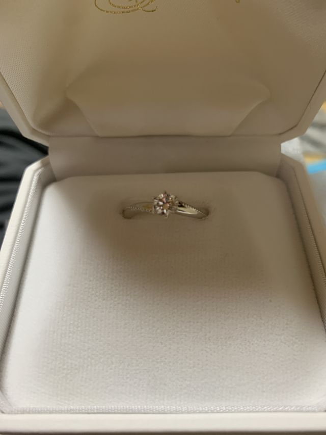 シンプルでかつセットでつけやすいデザイン。