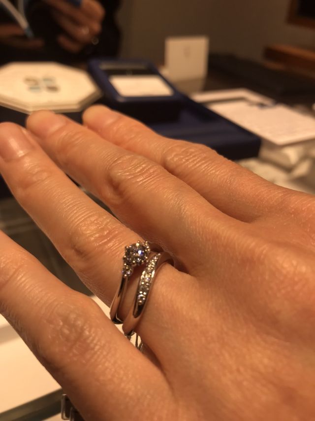 ウェーブの柔らかい印象が好きで決めました