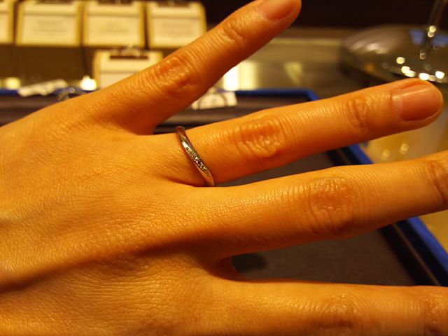 シンプル且つ可愛い理想的な指輪と出会う事が出来ました(^^)