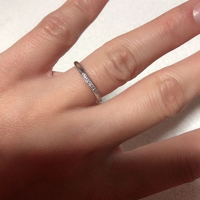 光に当たるととてもキラキラしてます！