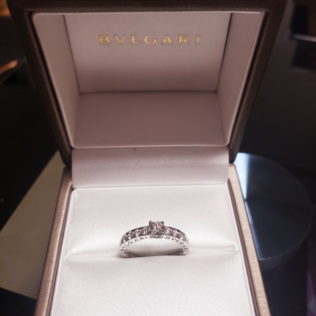 購入した婚約指輪です！