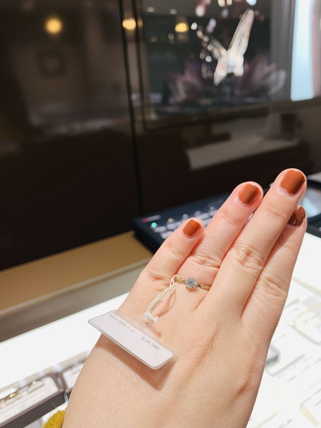 俄ローズクラッシックの「クロシェ」です。