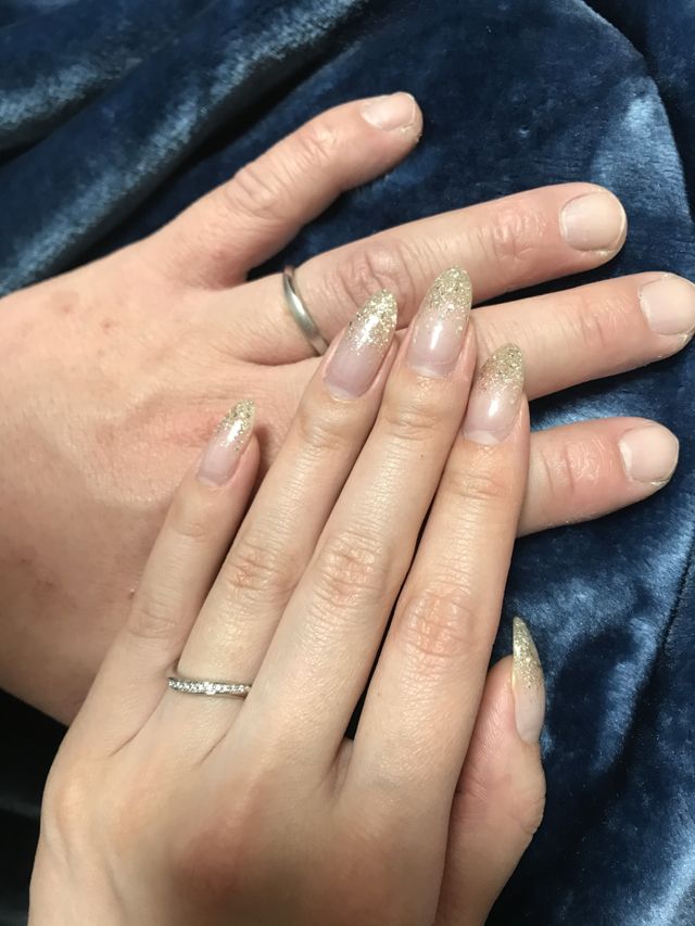 ウェーブラインのデザインです。