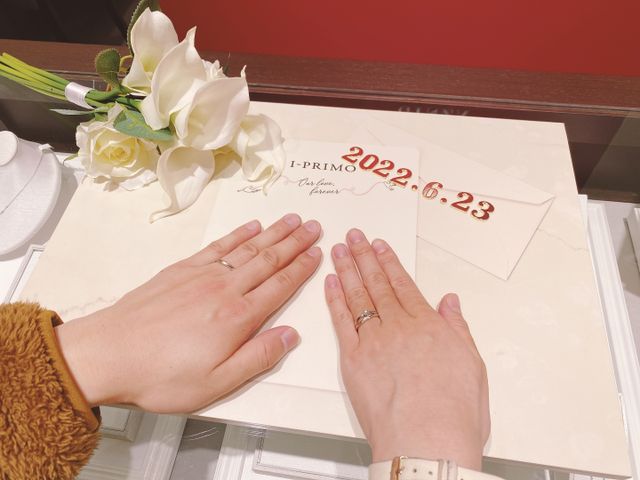 ノクターナルコンビのベールブラウンゴールドの指輪です。