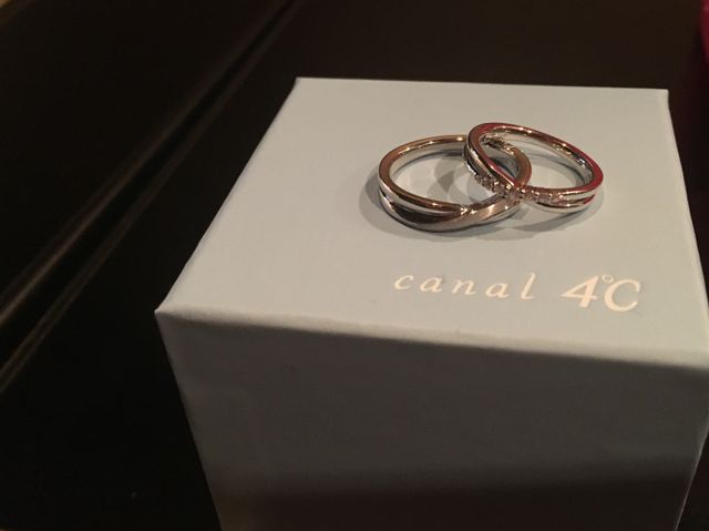 可愛くて、デザインもよく、すごく素敵な結婚指輪です。