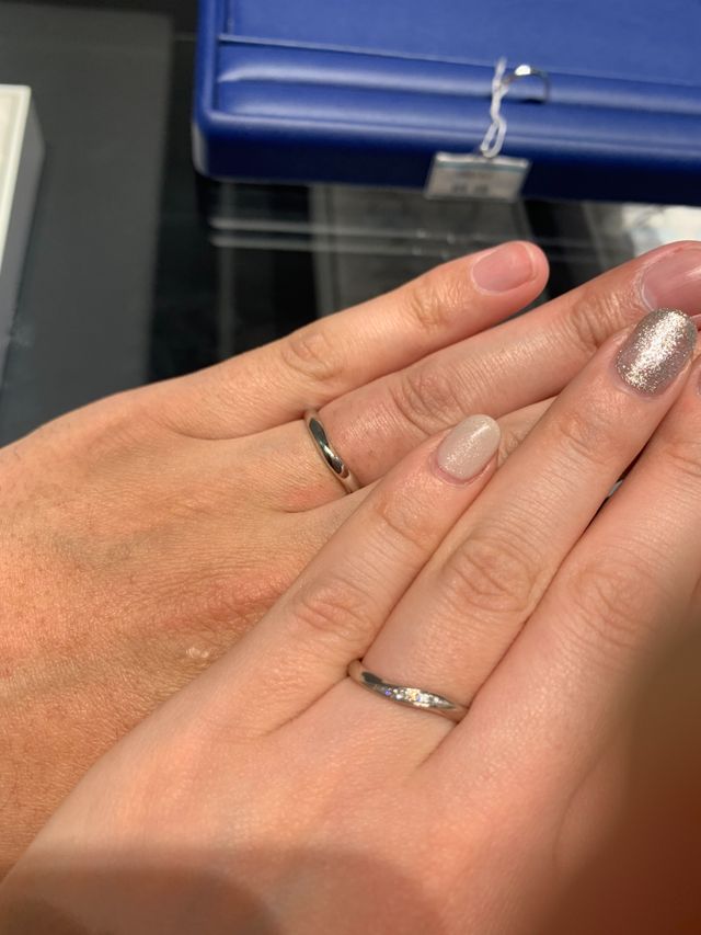 ウェーブ上の指輪を購入しました！