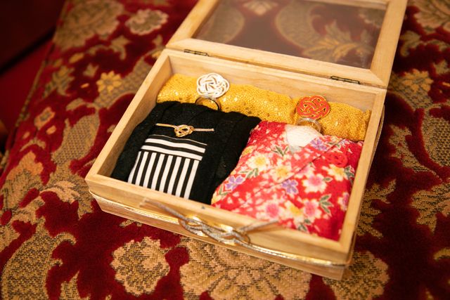 結婚式のリングピロ－