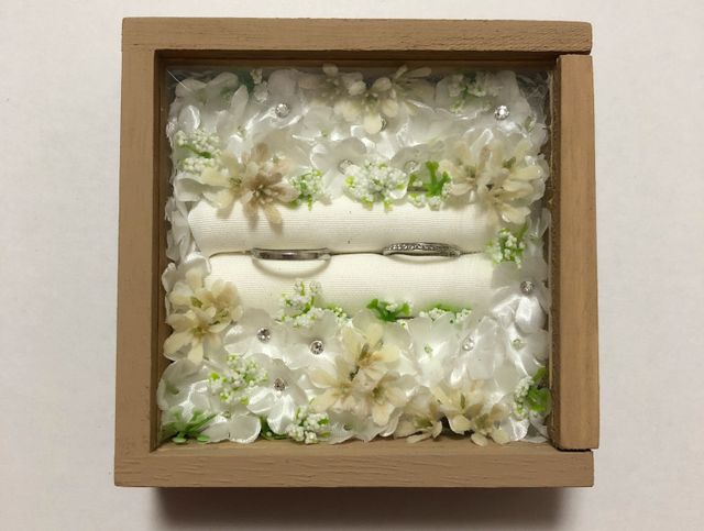 リングピローと指輪