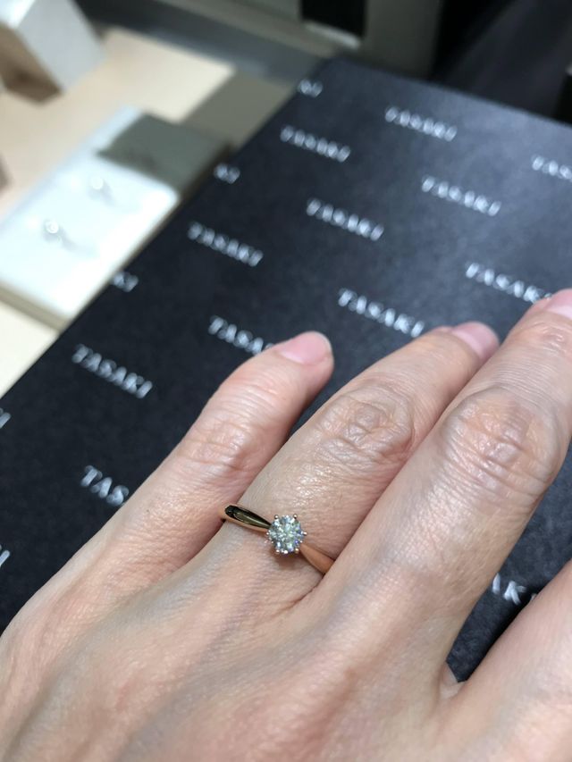 ピアチェーレソリティアリング