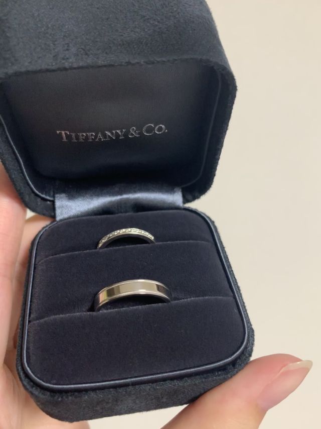 私はハーフエタニティ、夫はミルグレインを選びました