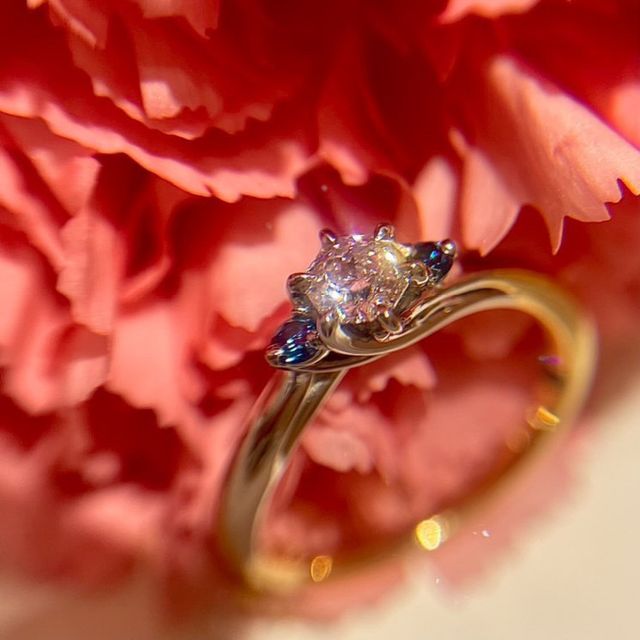 店舗にて撮影していただきました。