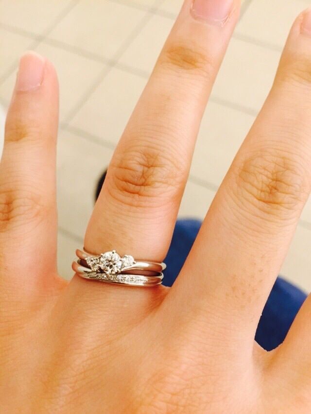 ダイヤモンドシライシ婚約指輪