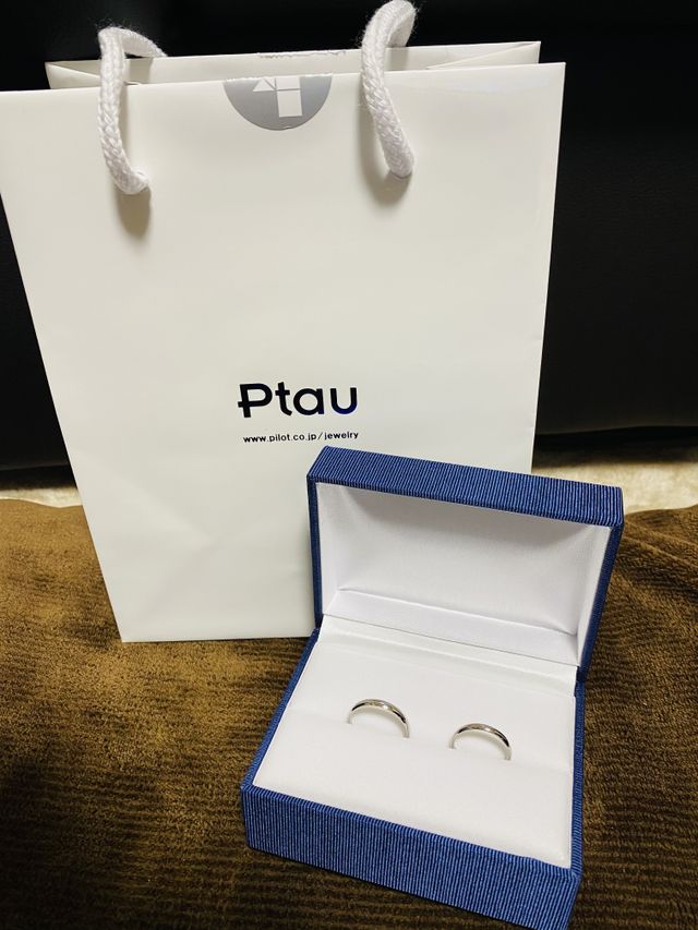 ダイヤは付けず、シンプルのデザインにしました。
