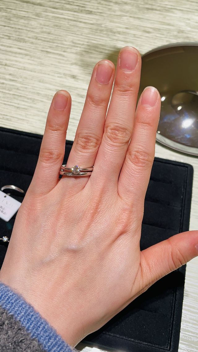 とても繊細なお作りとそれぞれが光っており大変気に入りました！