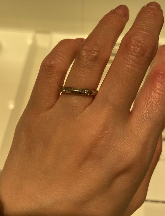 ティファニー トゥルーバンドリングです。