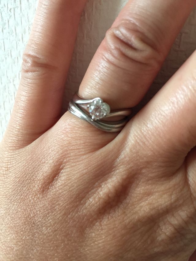 シンプルなデザインですが、セットにすると華やかに