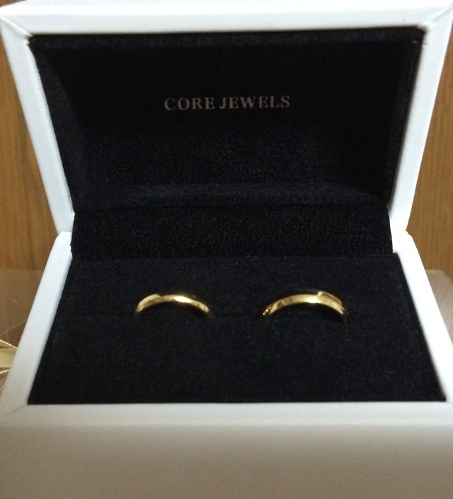 左：新婦用　右：新郎用　ゴールドシンプルペアリング