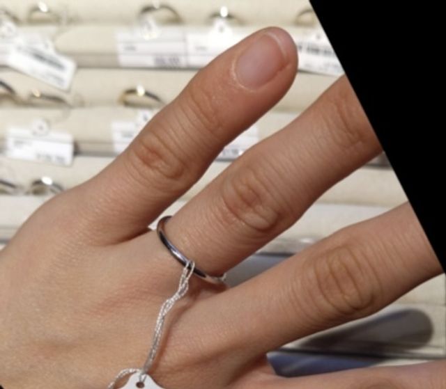 細身のタイプです。