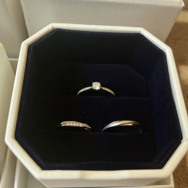 婚約指輪と結婚指輪