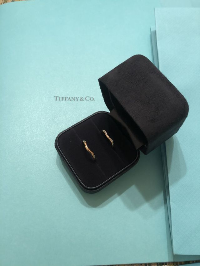 ティファニーで馴染みの良いピンクゴールドをセレクト