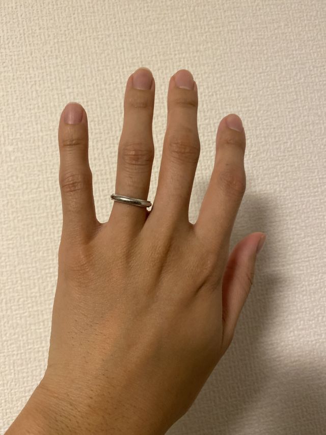 縁にデザインがあってとても気に入っています