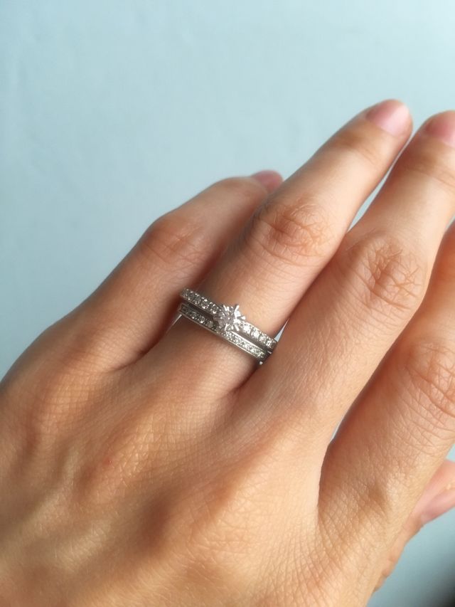 結婚指輪と重ね付けできるのが一番気に入っているポイントです！