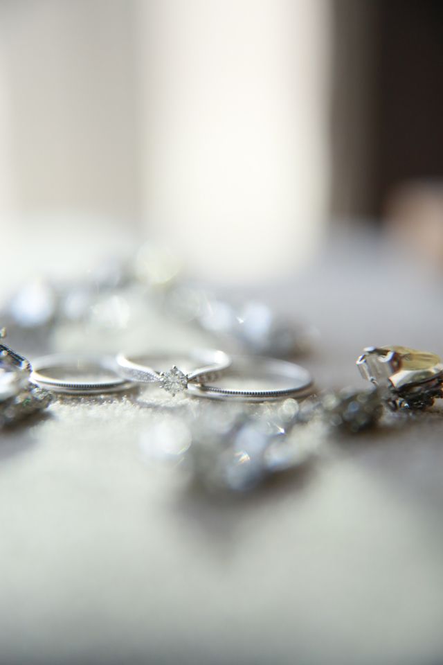 結婚式の際カメラマンが撮影
下2つ