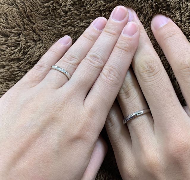 男女ともにシャイニングフローのデザインです